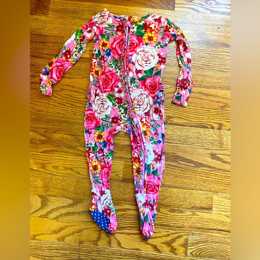 Posh Peanut -Footies